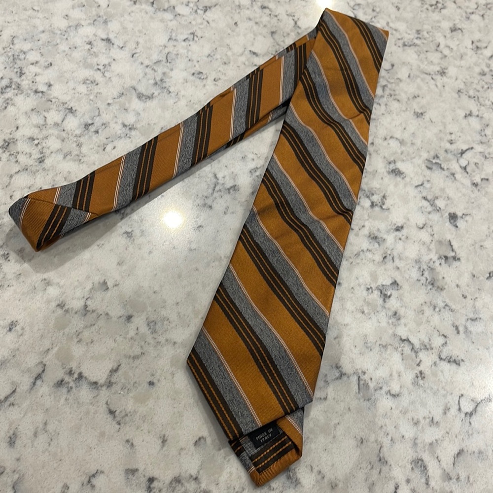 Joseph a bank hundred percent silk men’s tie